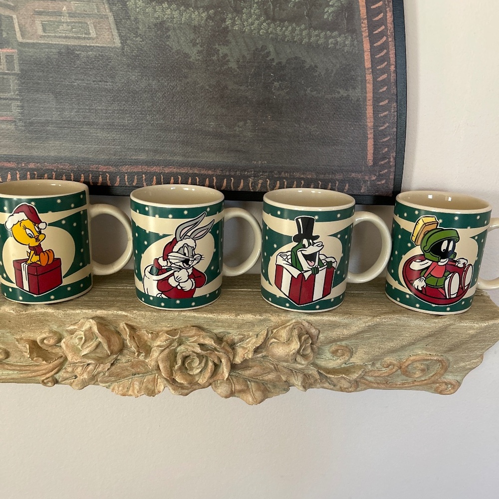 Disney store Warner bros mugs